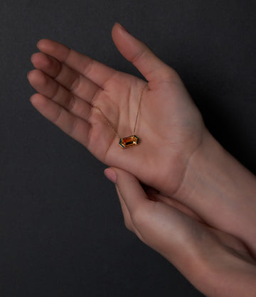 Yellow gold with Citrine stone and Enamel