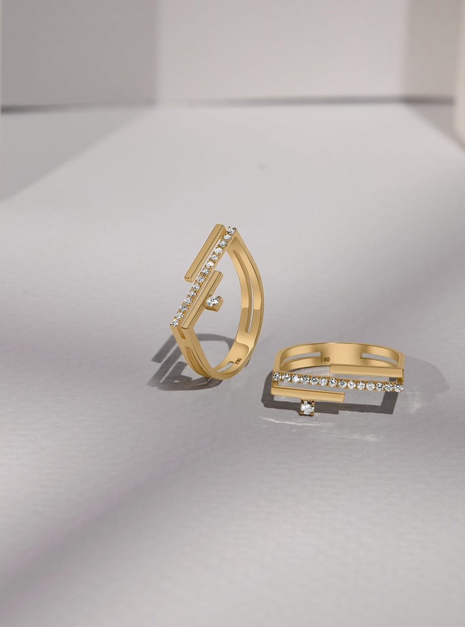 (Hub) Lines Ring with Diamond