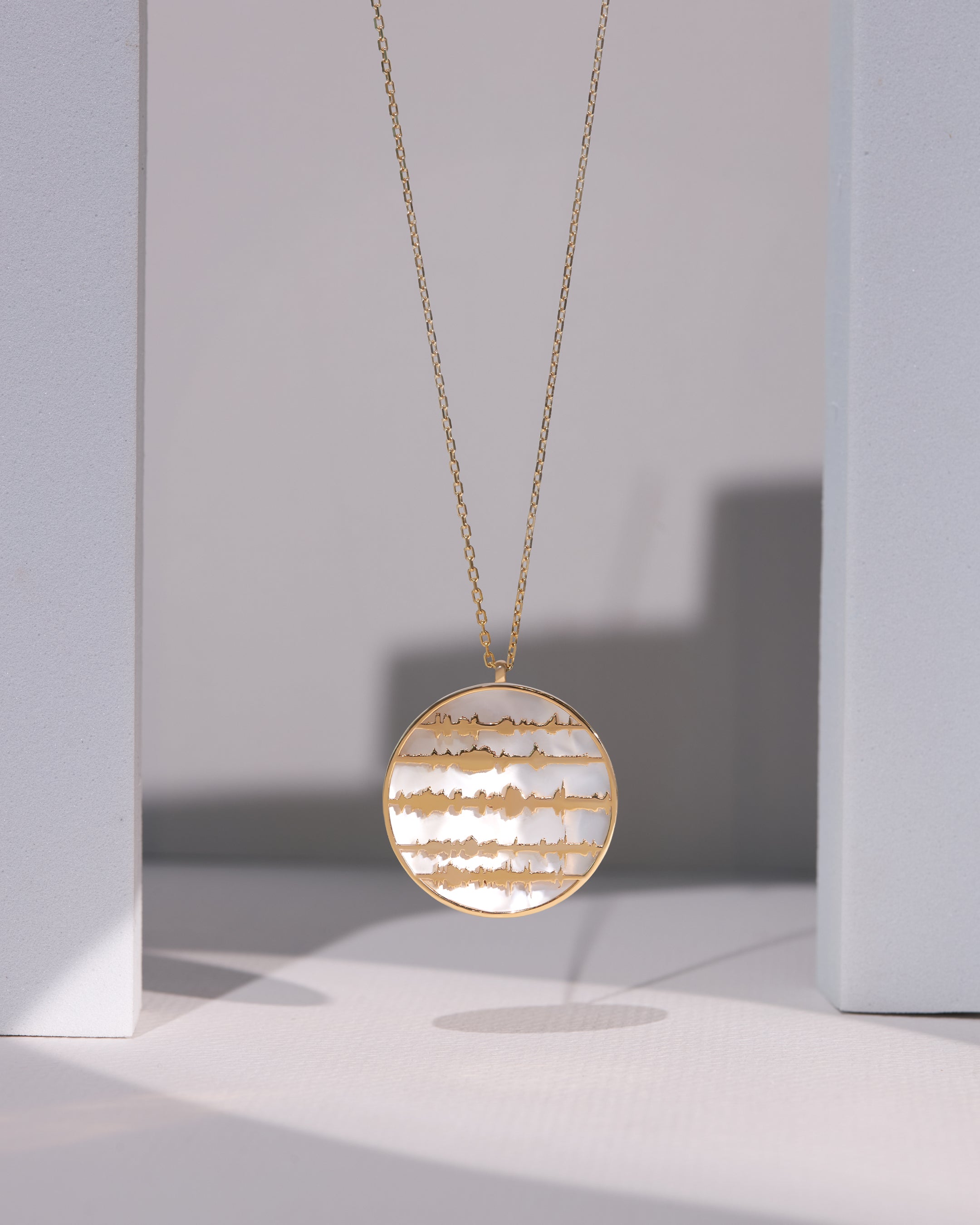 Ayat Necklace, Mother of Pearl - سورة الفلق