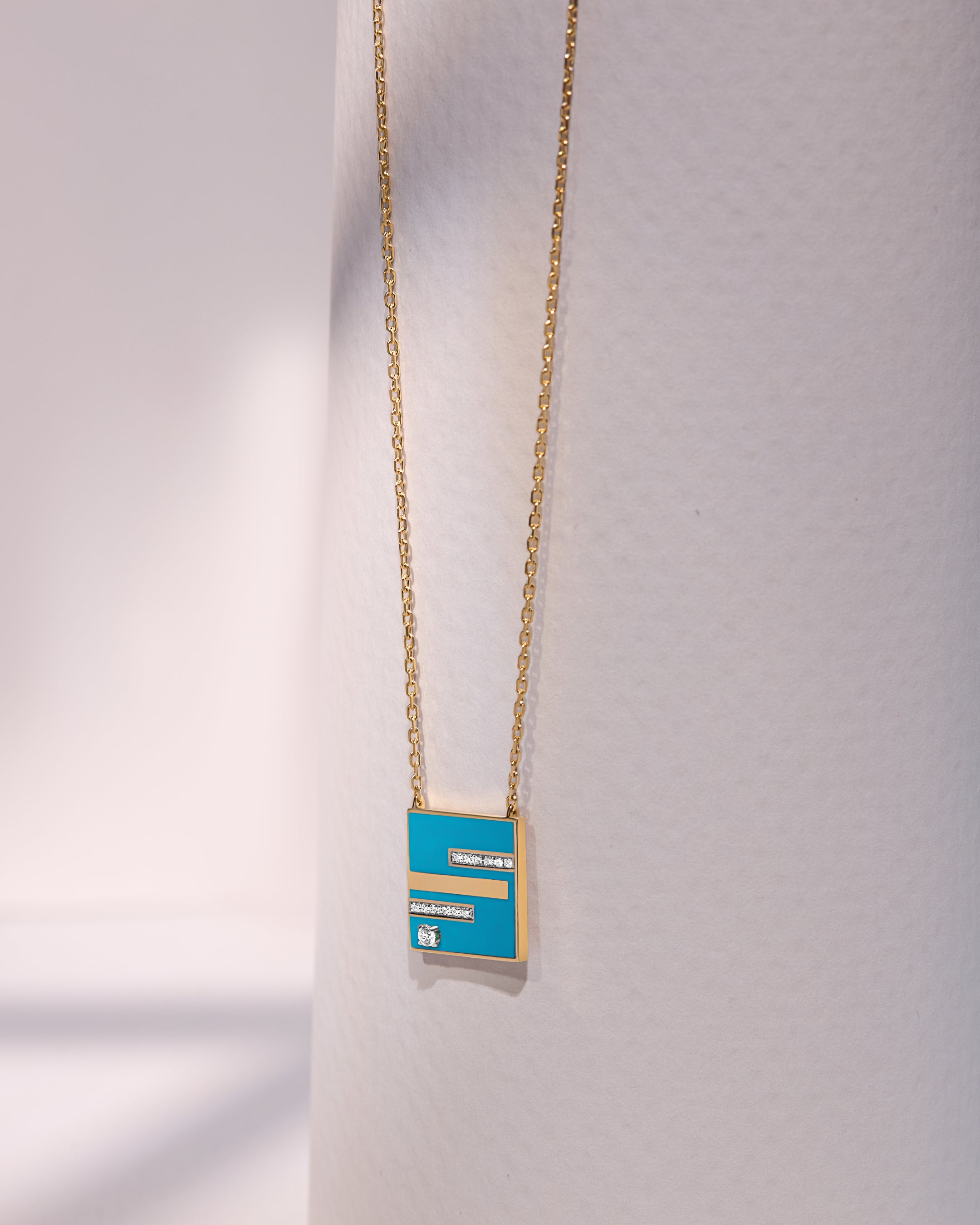 Hub Square  with Lines Diamonds