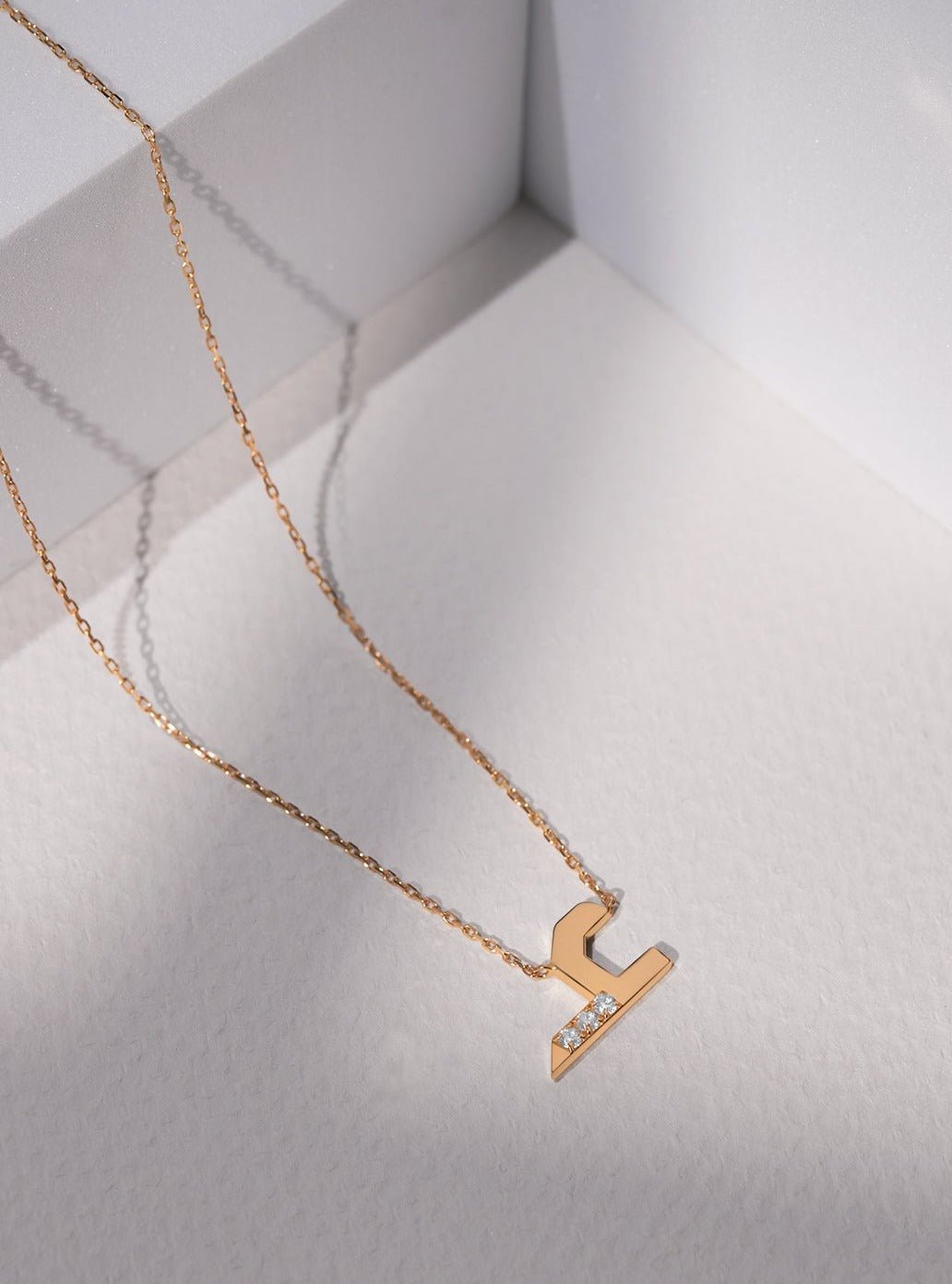 Tarakeeb Letter Necklace (AIN)