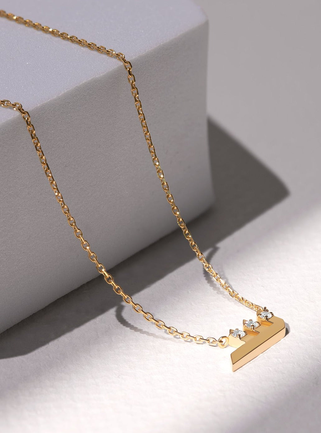 Tarakeeb Letter Necklace (SHEEN)