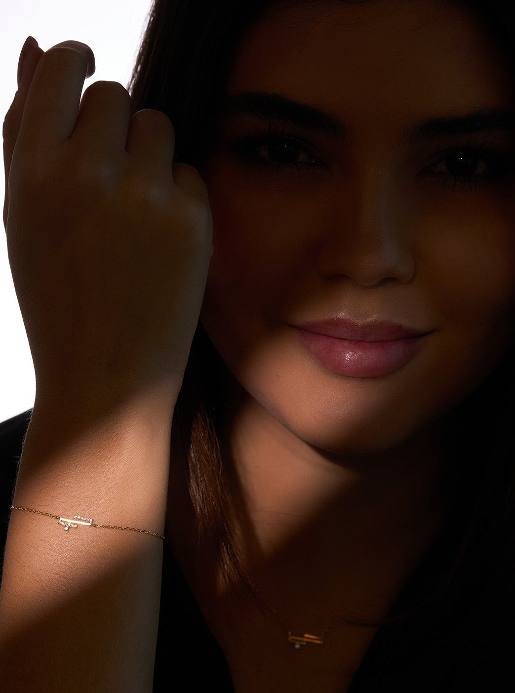 Lines Arabic Alphabet Word Bracelet   Hub Full Diamond