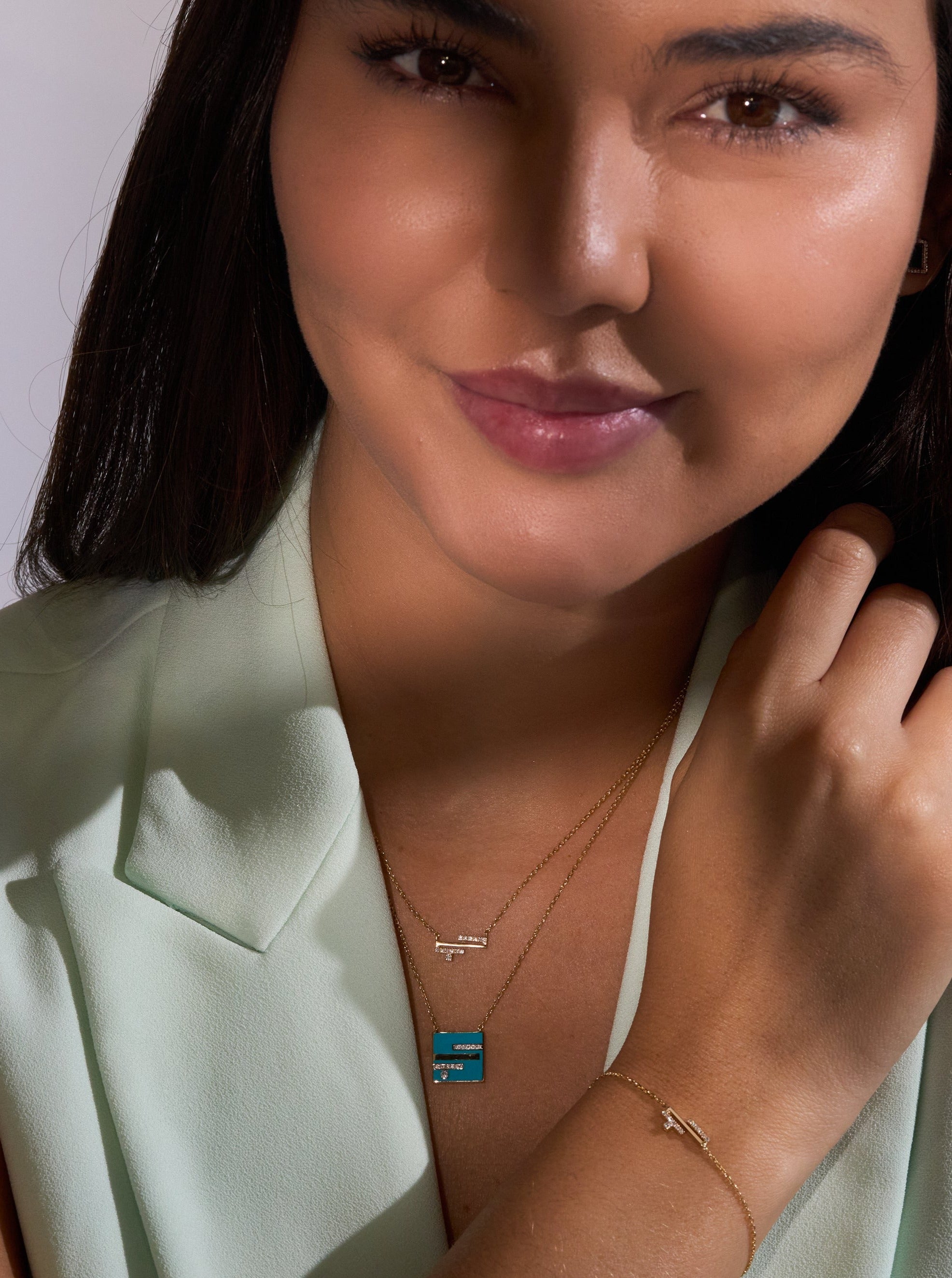 Hub Square  with Lines Diamonds