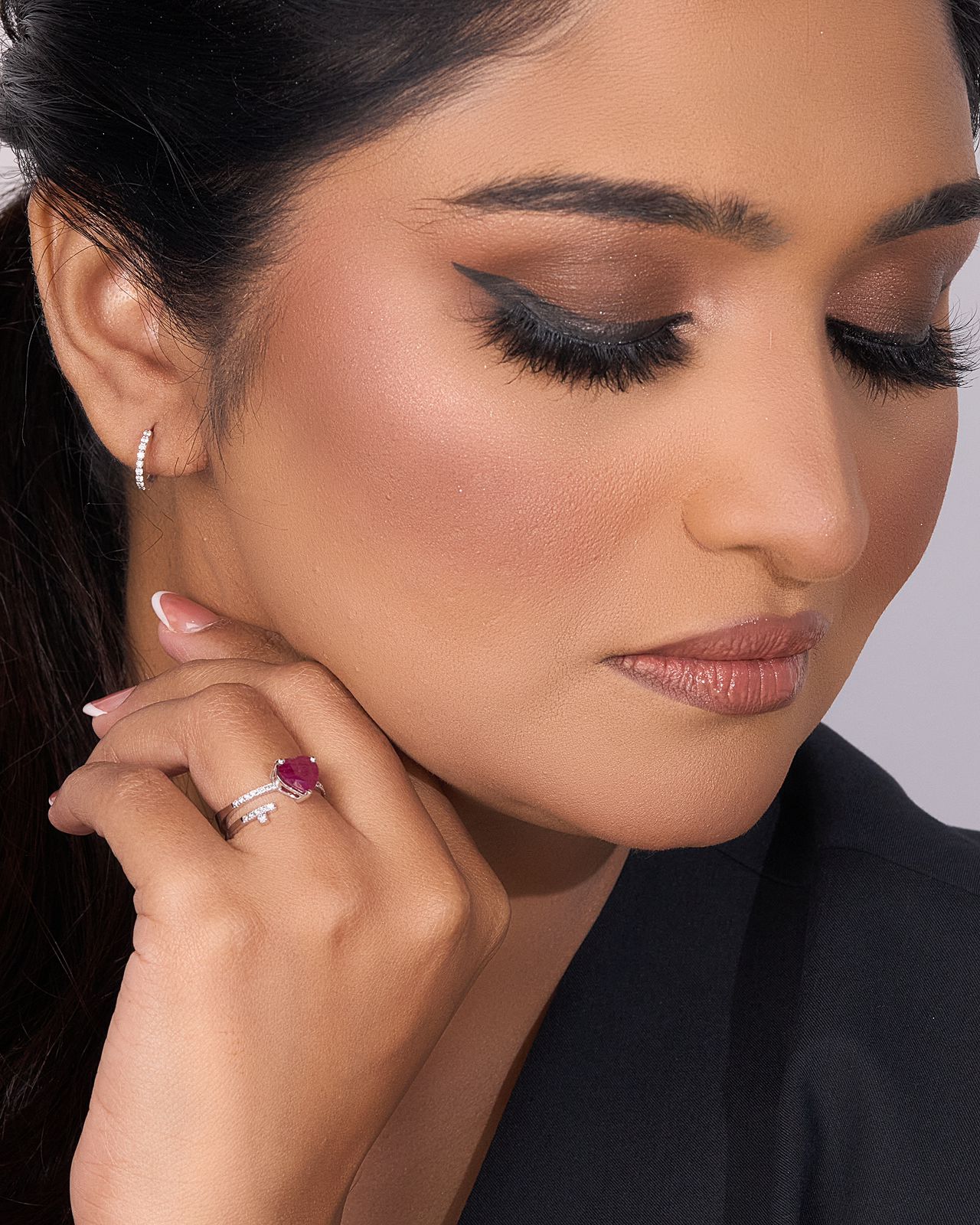 (Hub)Ring Ruby Stone with Diamonds