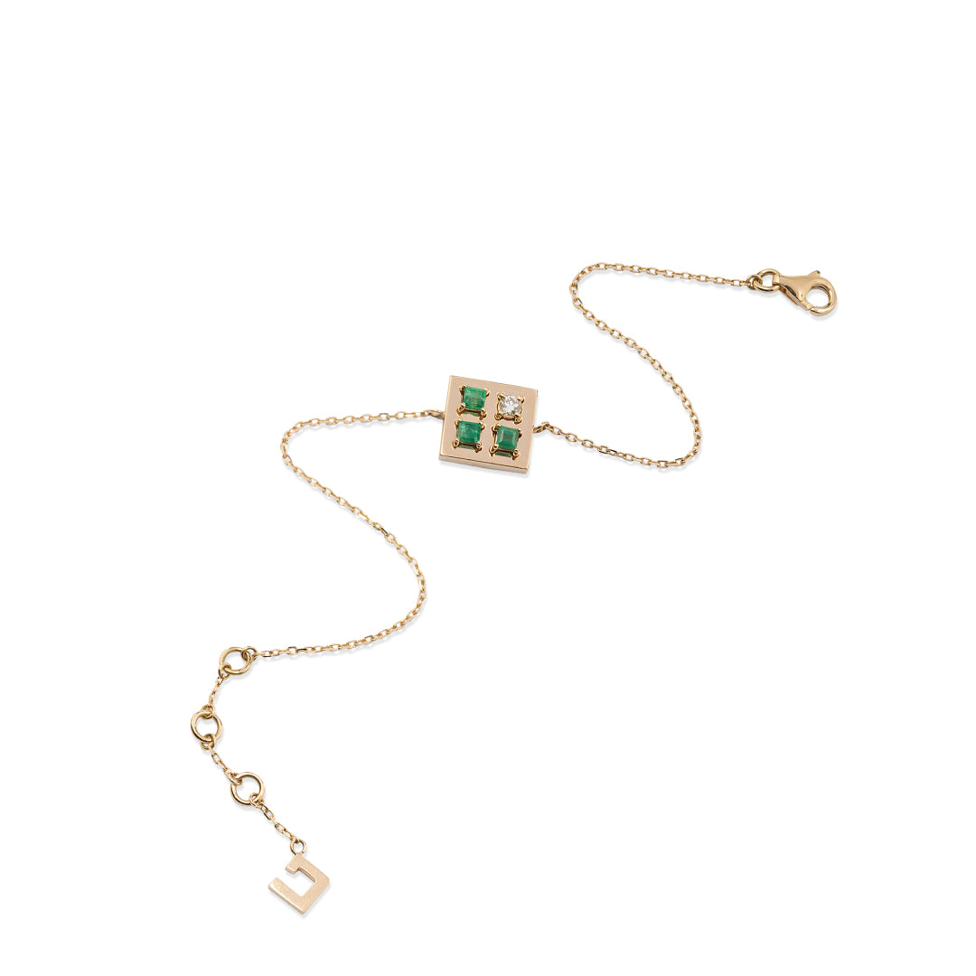 Be Different Brecelete with Emerald square