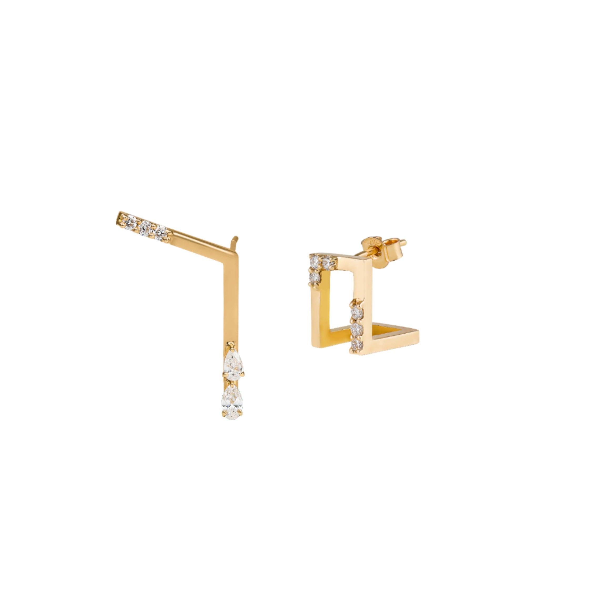 AROMA  pair of Earrings with diamonds