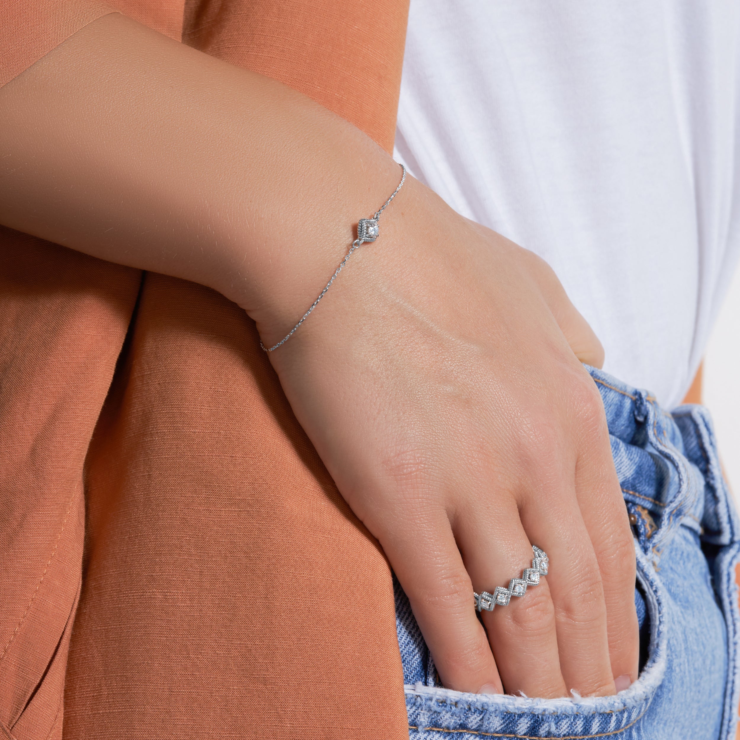 Twist Bracelet with Diamonds