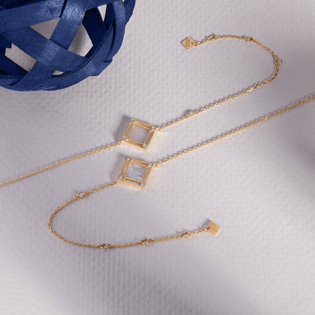 Line Square Bracelet with Diamond, Mother of Pearl, Yellow Gold